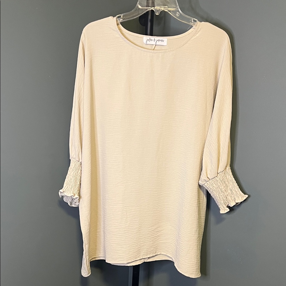 Jules & James Cream Tunic with Ruched Sleeves